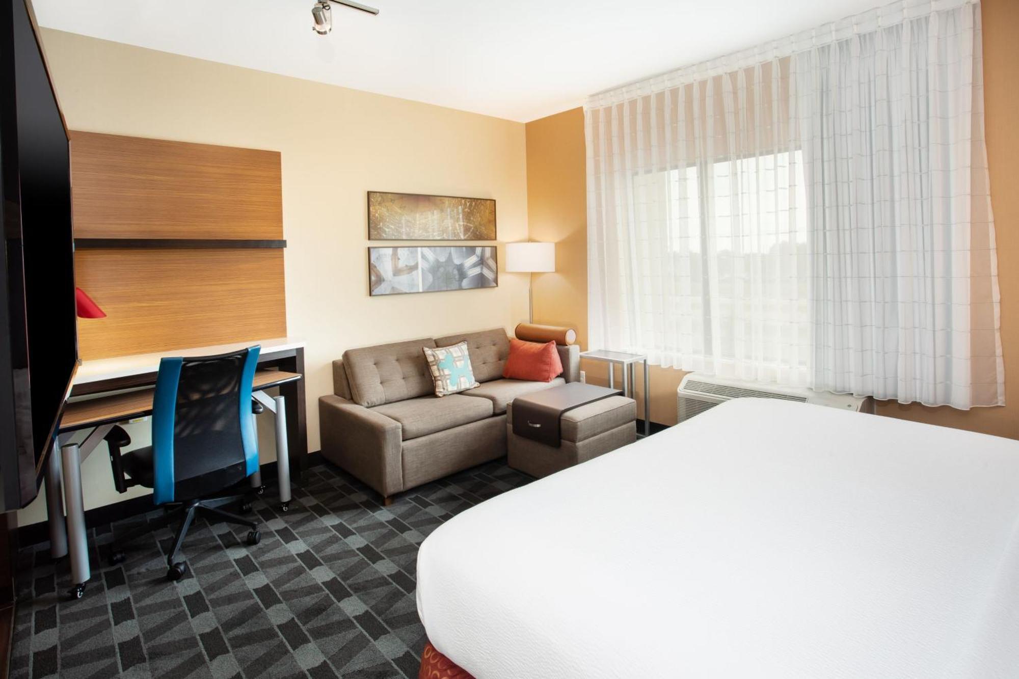 Towneplace Suites By Marriott Detroit Белльвилль Экстерьер фото